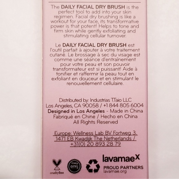 Kayo Body Scrubber + Daily Concepts Facial Dry Brush - Picture 5 of 9